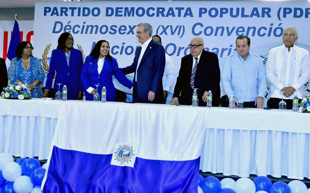 PDP proclama a Luis Abinader como su candidato presidencial para ...